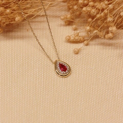 Yakut Taşlı Damla Minimal Kolye