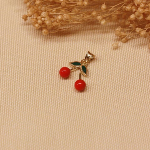 Cherry Minimal Kolye Ucu