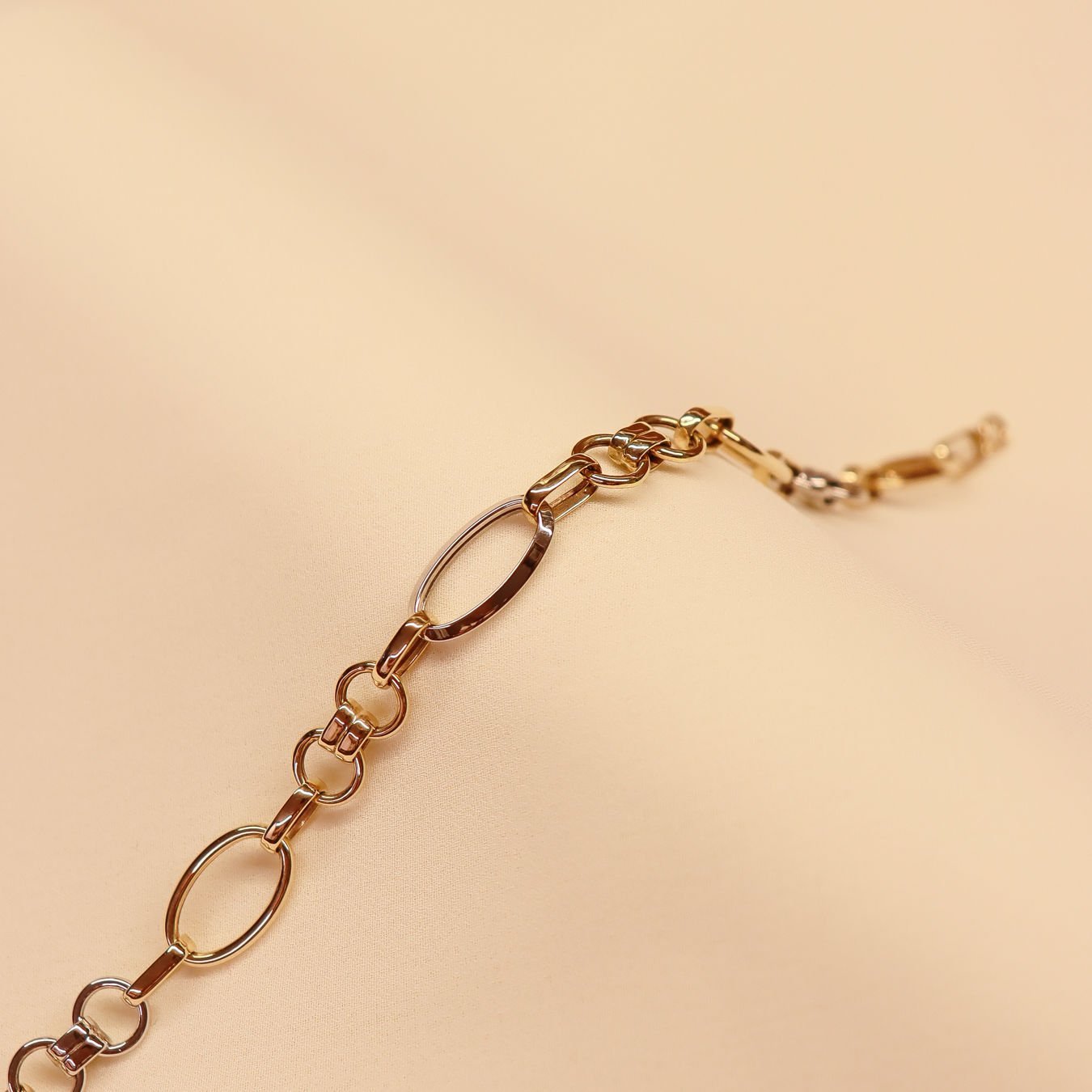 Üç Renkli Halka Modern Bileklik