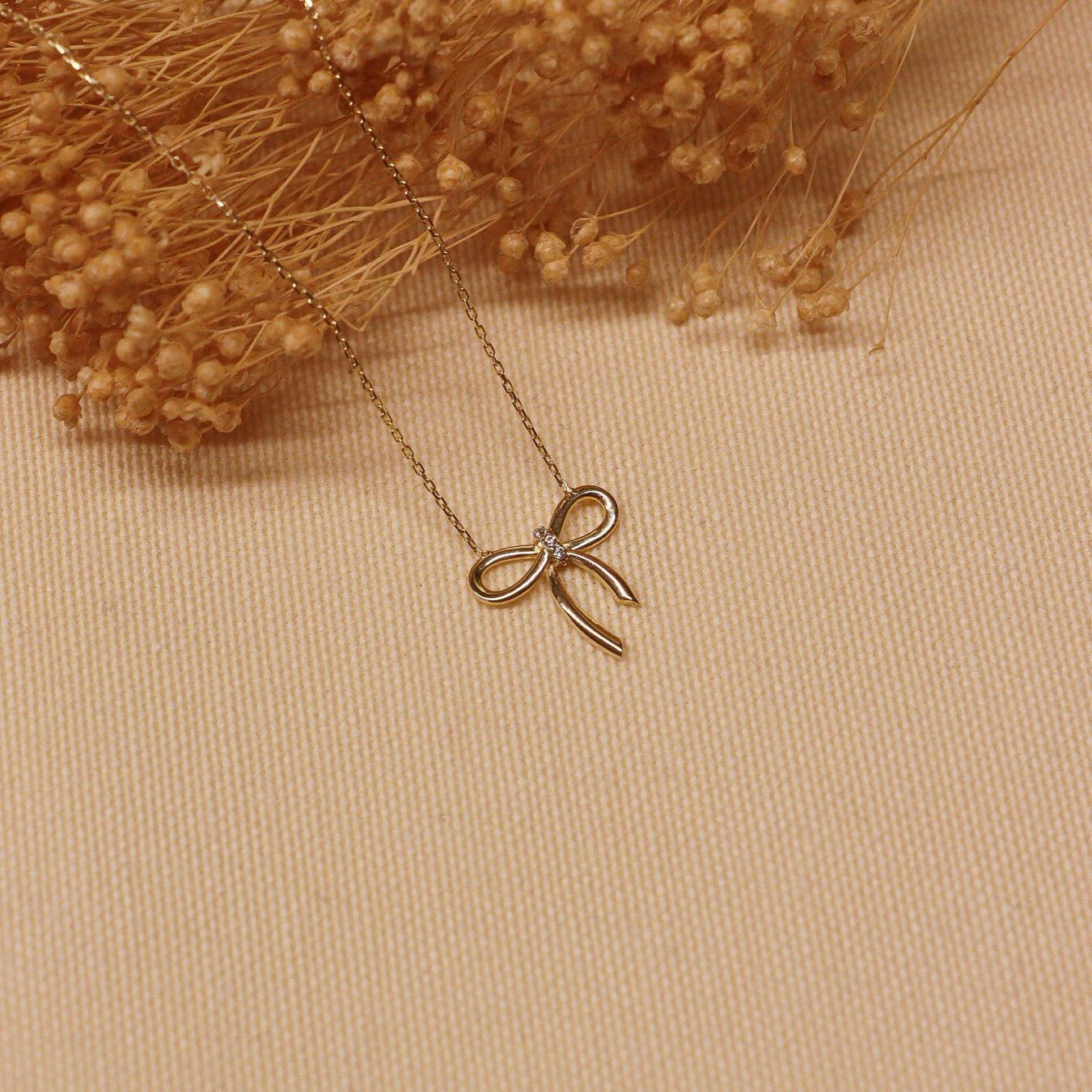 Kurdele Minimal Kolye