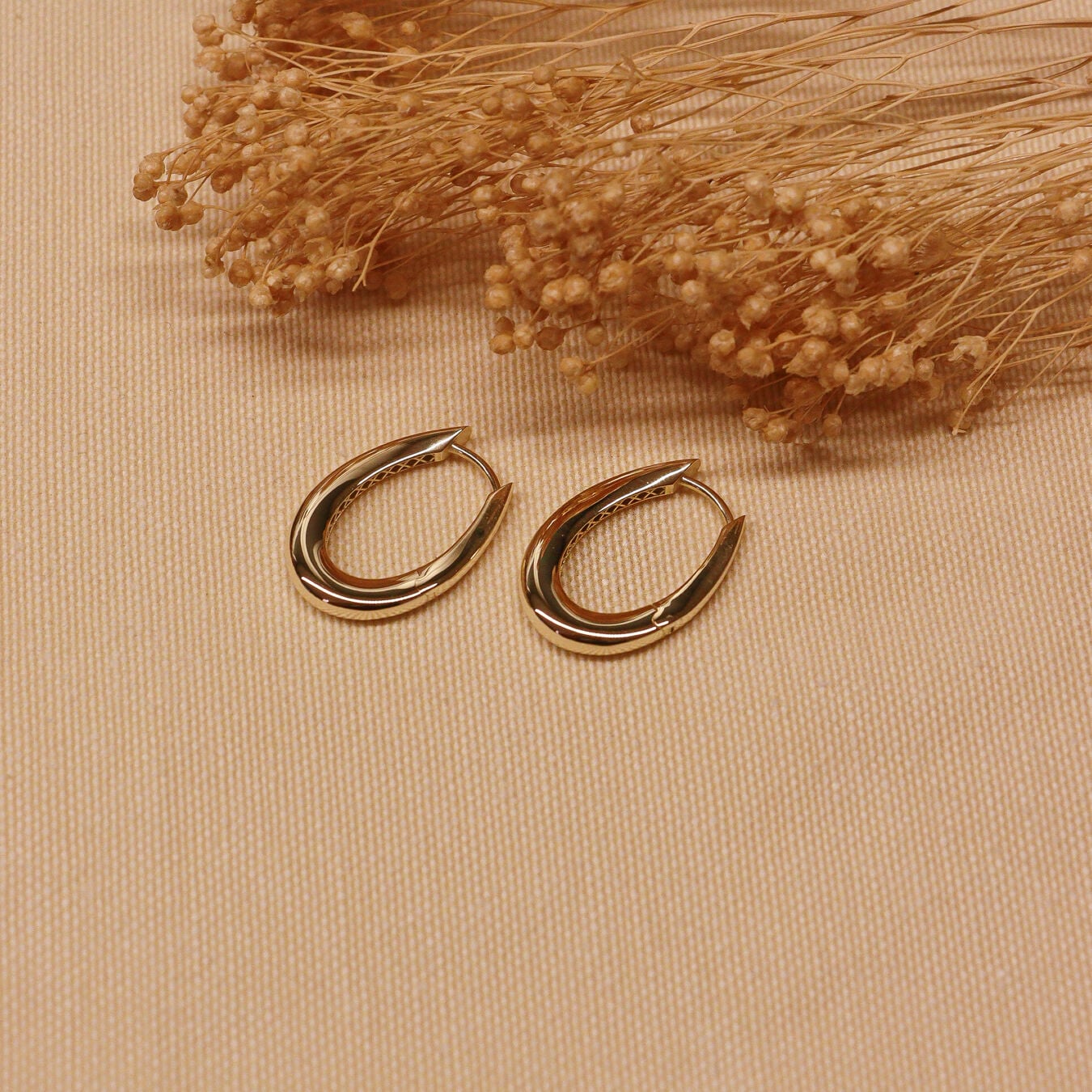 Bold Oval Halka Küpe