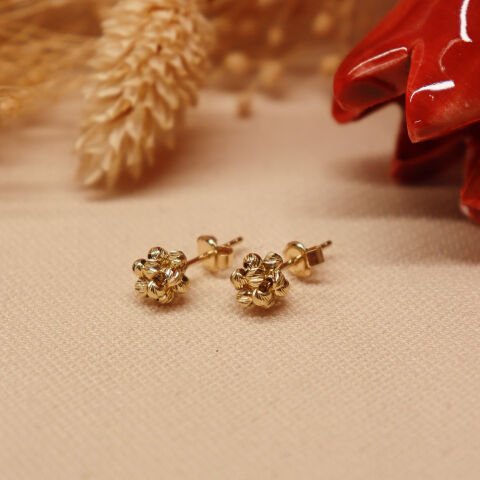2 Mm Dorika Top Vidalı Küpe