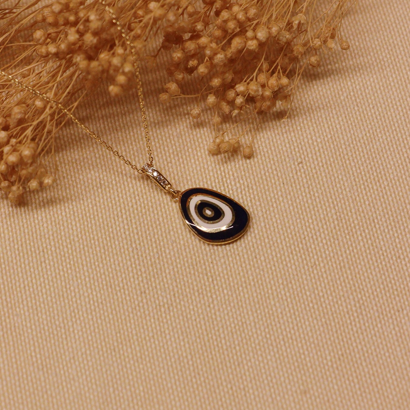 Black Drop Eye Modern Kolye