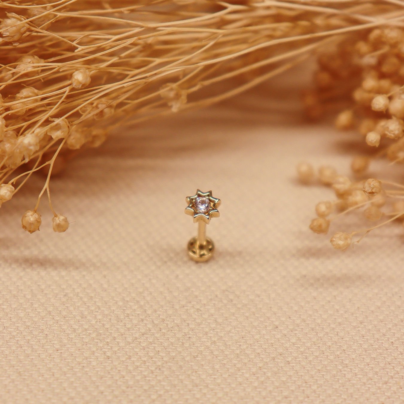 Taşlı Yıldız Tragus Piercing