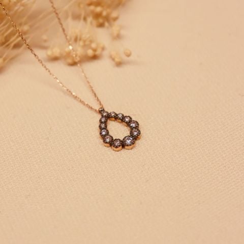 Damla Taşlı Modern Kolye