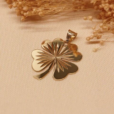 Çizgili Yonca Modern Kolye Ucu