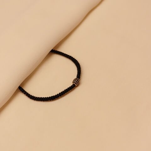 Oval Taşlı Siyah İpli Bileklik