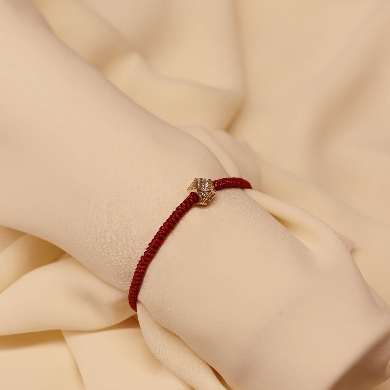 Geometrik Bordo İpli Bileklik