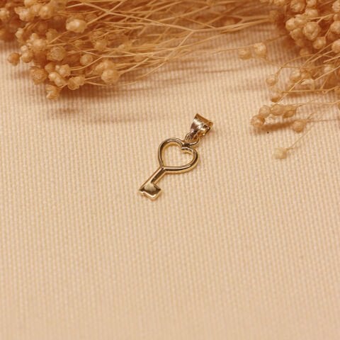 Kalp Key Minimal Kolye Ucu