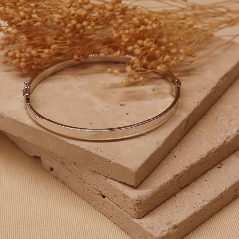 4 Mm Beyaz Sade Modern Kelepçe