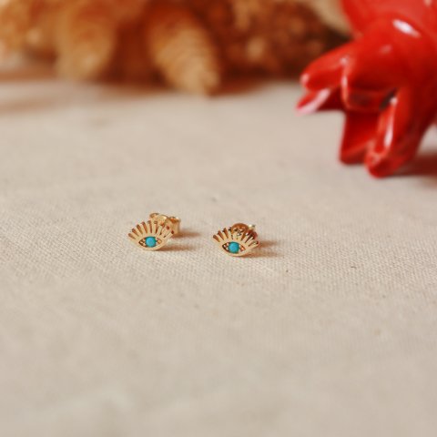 Kirpik Small Vidalı Küpe
