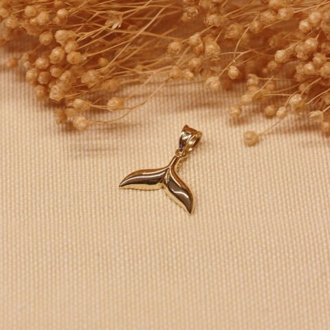 Balık Kuyruğu Minimal Kolye Ucu