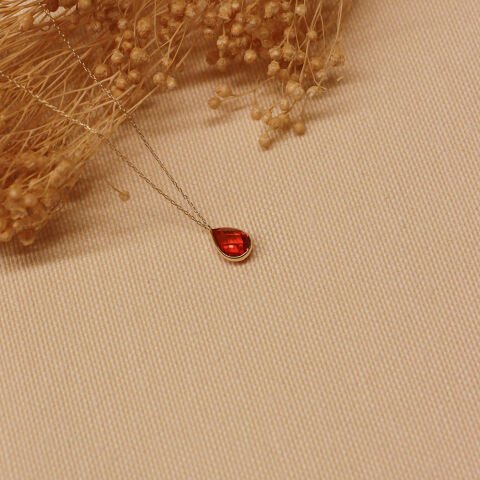 Kırmızı Drop Minimal Kolye