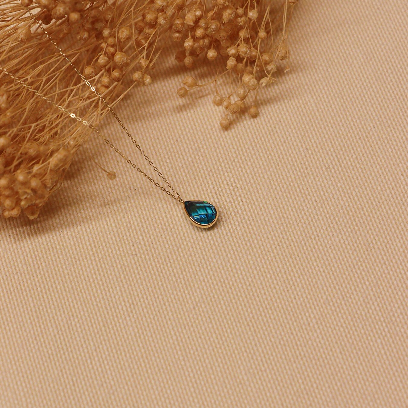 Aqua Drop Minimal Kolye