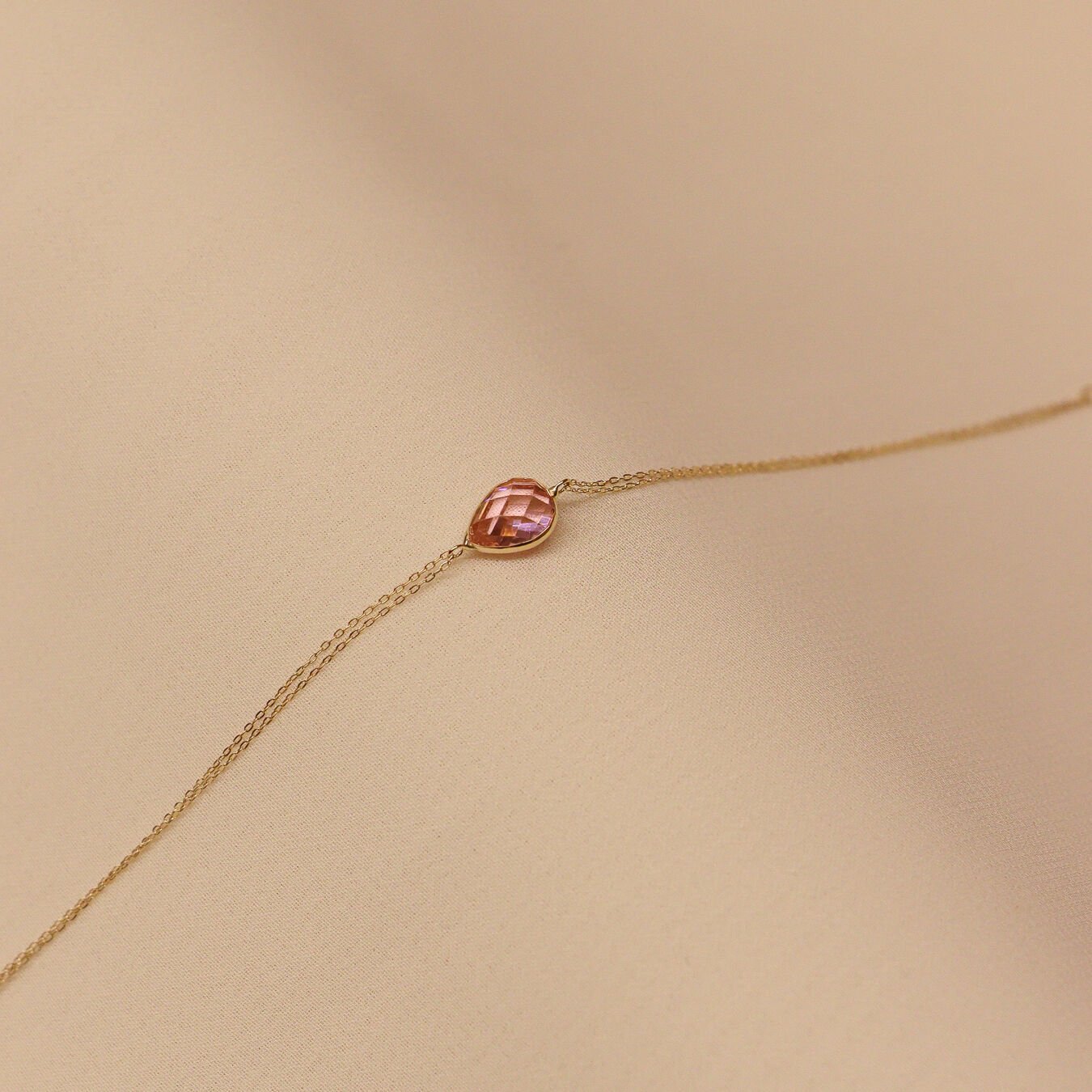 Pink Drop Minimal Bileklik