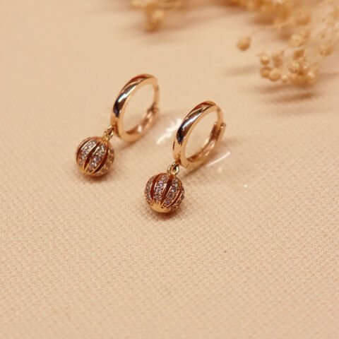 Taşlı Küre Sallantılı Küpe