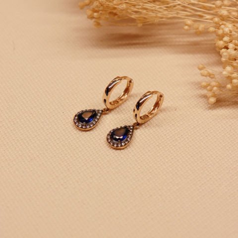 Safir Taşlı Sallantılı Küpe
