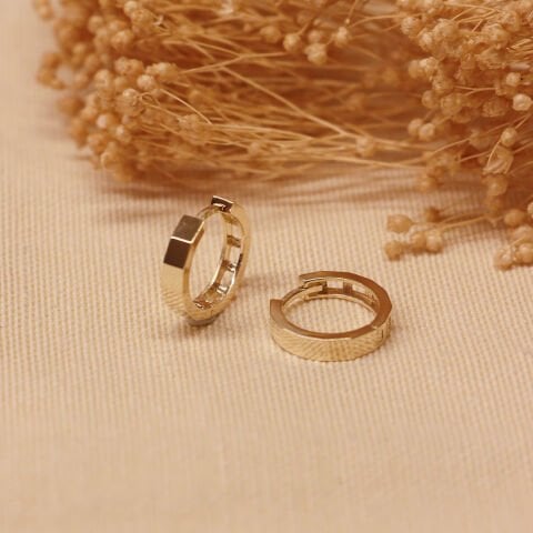 Geometrik Desenli Halka Küpe