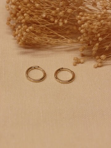 Small Sade Halka Küpe