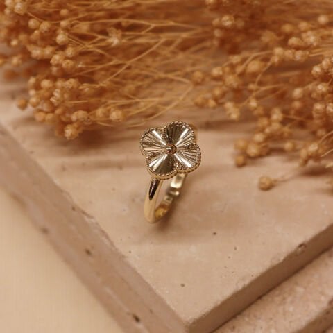 Kalemli Yonca Modern Yüzük