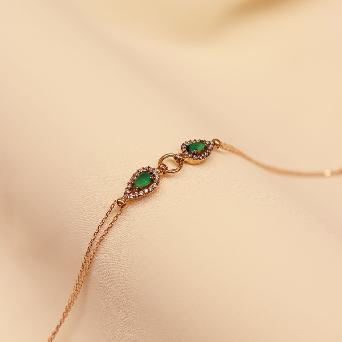 Damla Zümrüt Modern Bileklik