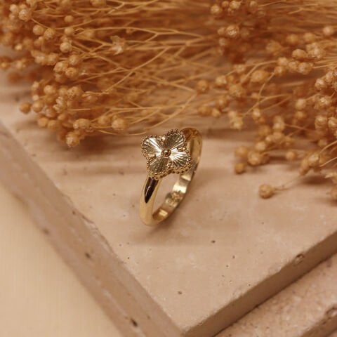 Kalemli Yonca Modern Yüzük