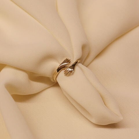 Sarılan Eller Minimal Yüzük