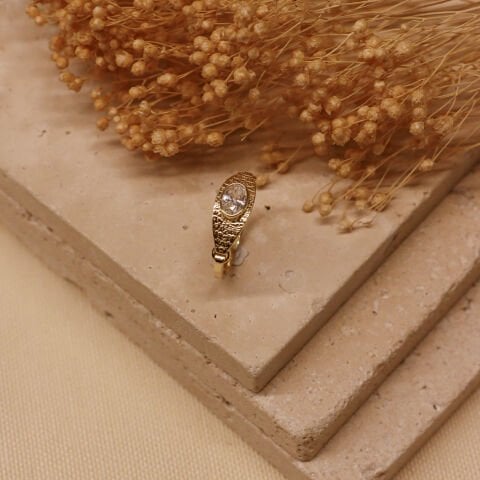 Taşlı Plaka Minimal Yüzük