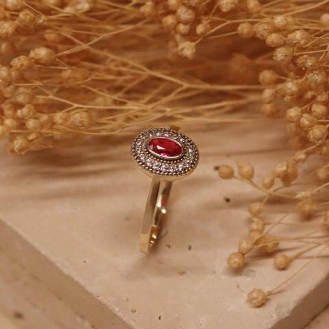 Yakut Liora Modern Yüzük