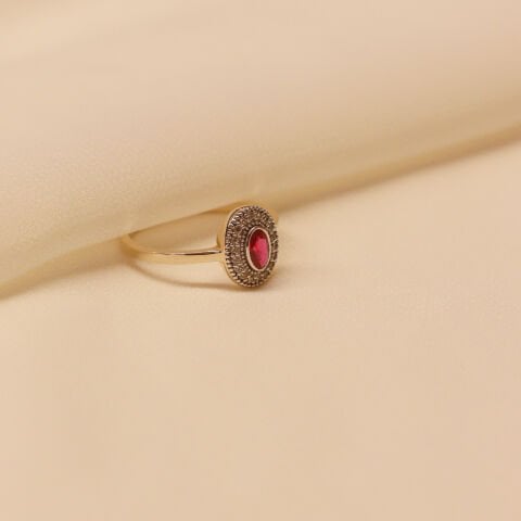 Yakut Liora Modern Yüzük