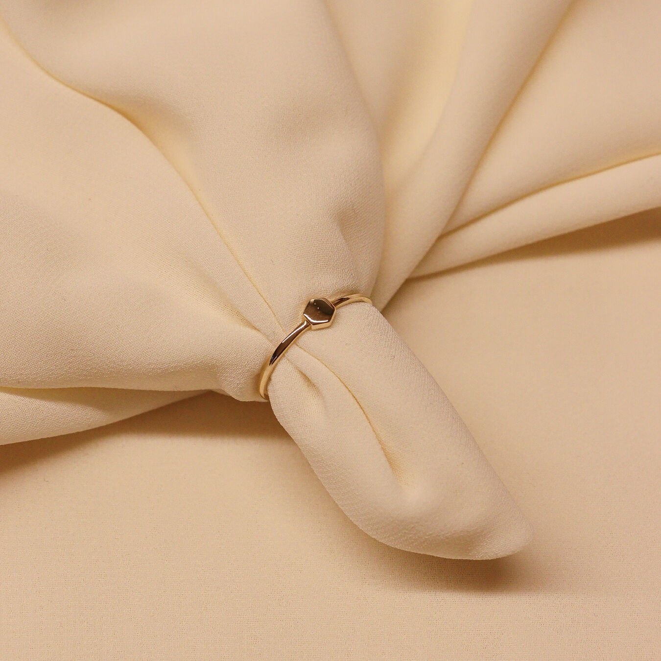 Altıgen Minimal Yüzük