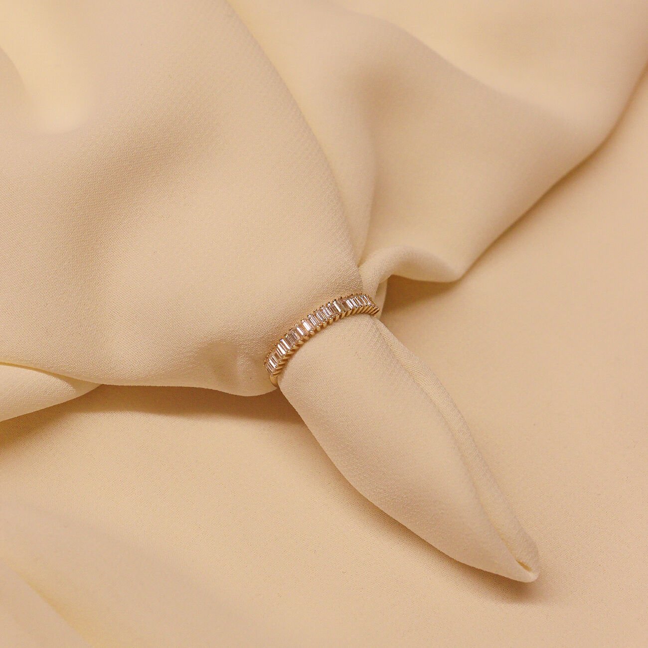 Yarımtur Minimal Yüzük