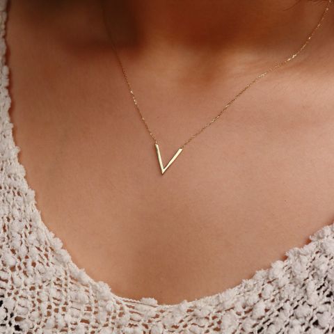 V Minimal Kolye