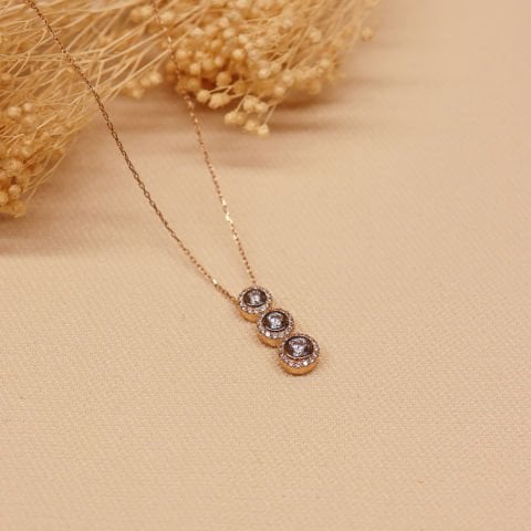 3 Sıra Taşlı Tektaş Kolye