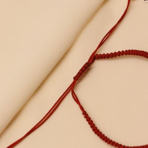 Sıra Dorika Bordo İpli Bileklik