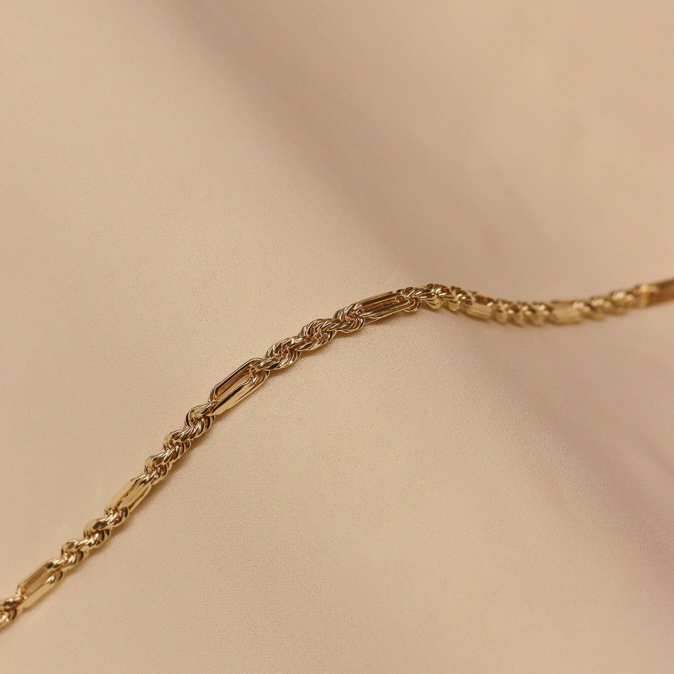 Burgu Tasarım Modern Bileklik