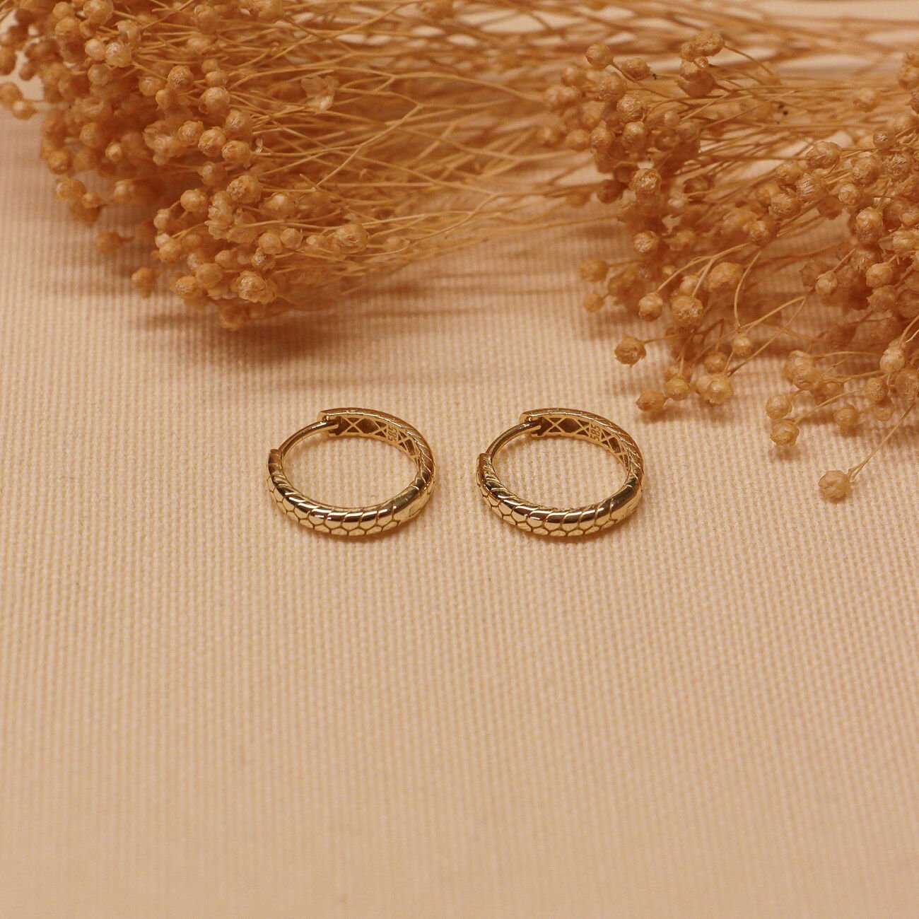 Yılan Derisi Halka Küpe