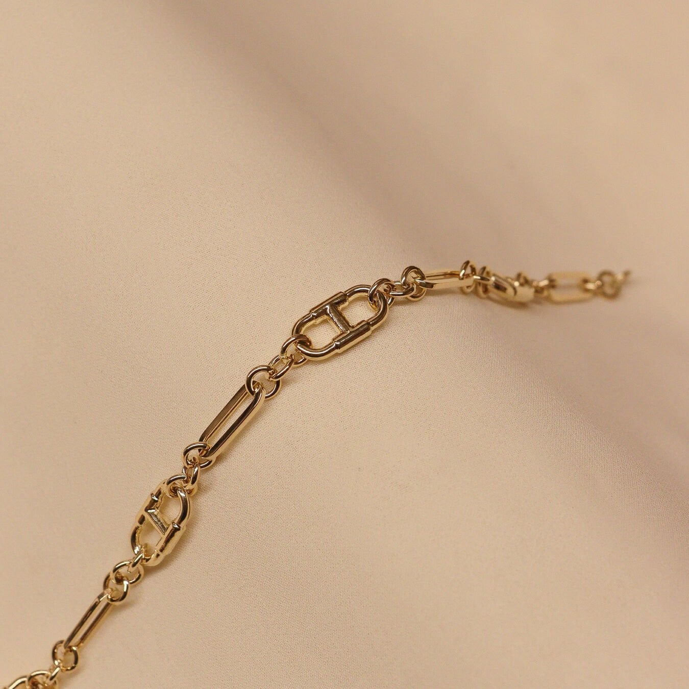 Ataç Tasarım Modern Bileklik