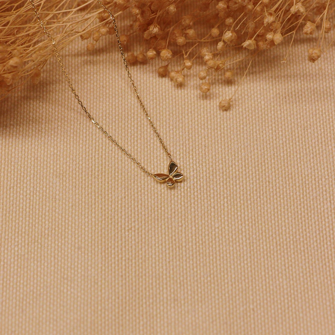 Kelebek Minimal Kolye