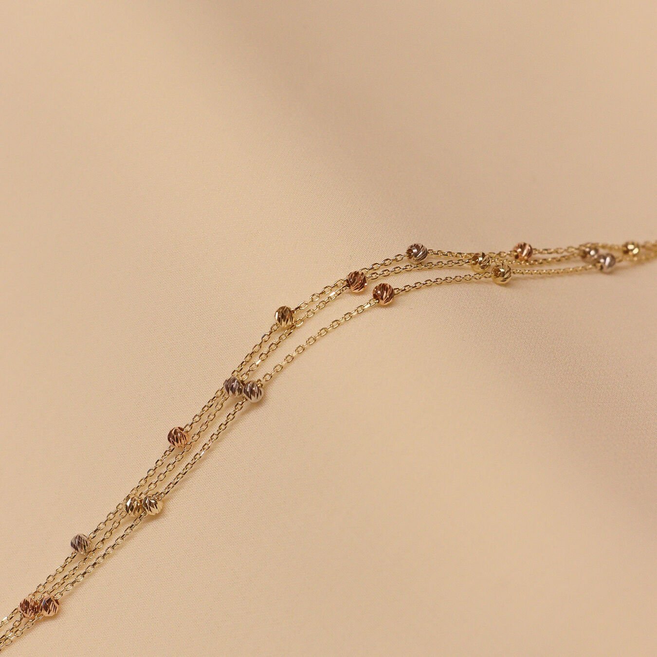 Üç Sıra Zincirli Dorica Bileklik