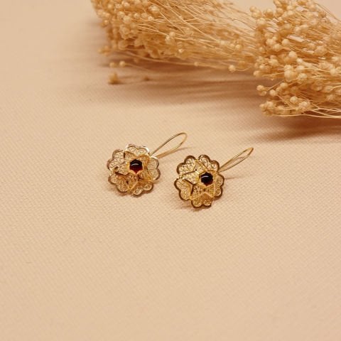 Yakut Taşlı M Gül Tel Küpe