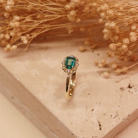 Vintage Dikdörtgen Çerceve Taşlı Minimal Yüzük