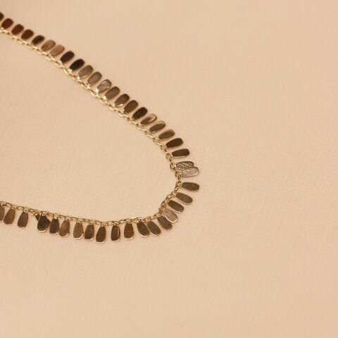 Pul Modern Kolye