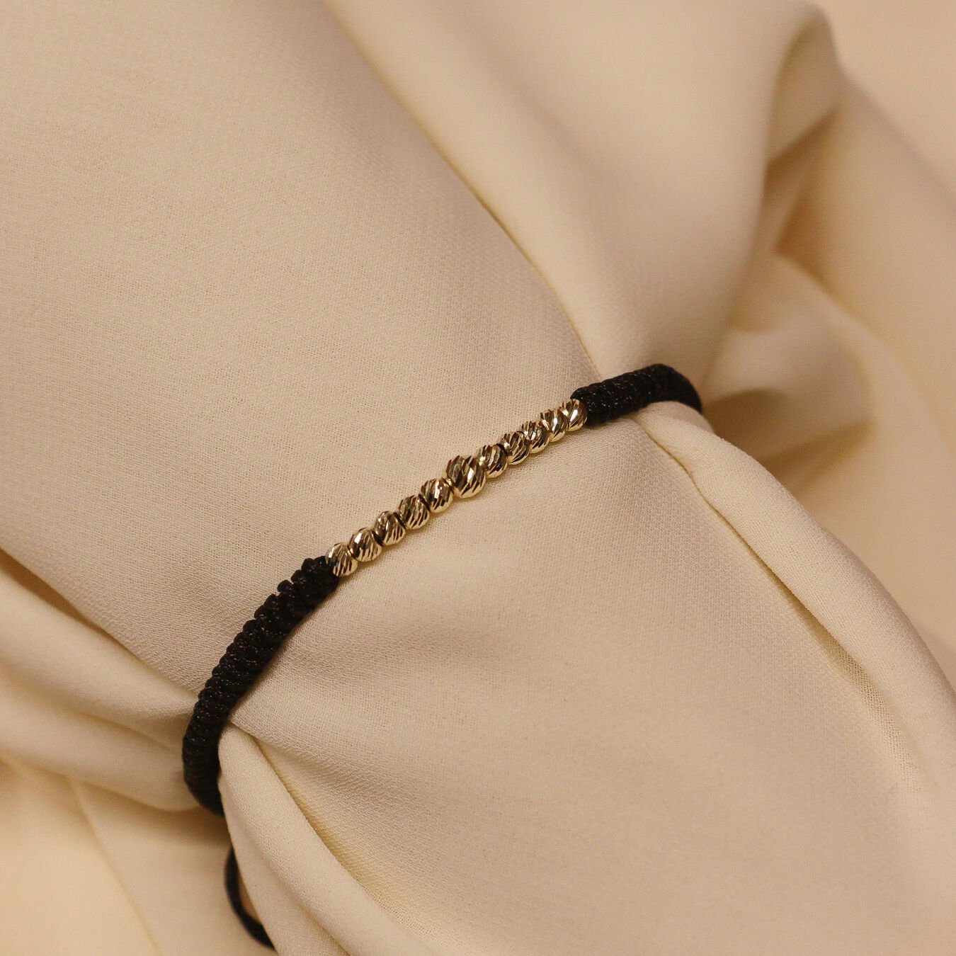 Type 2 Sıra Dorika Siyah İpli Bileklik