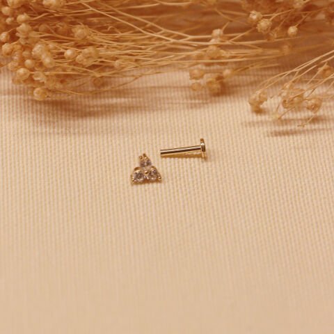 Tria Stone Tragus Piercing