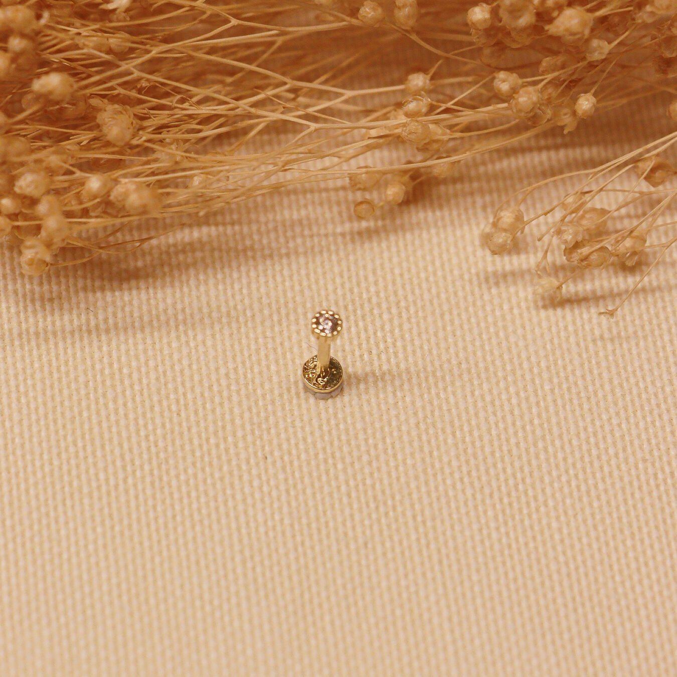 Sıvama Tektaş Tragus Piercing