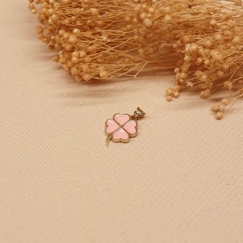 Pembe Mineli Yonca Minimal Kolye Ucu