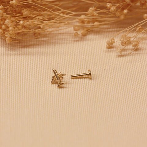 Uçak Tragus Piercing