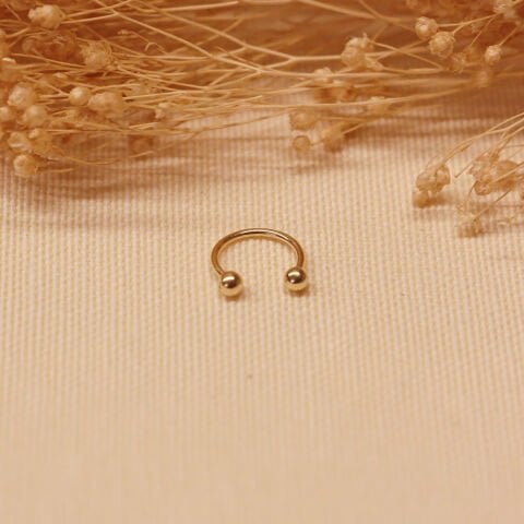1 Cm Helix Piercing