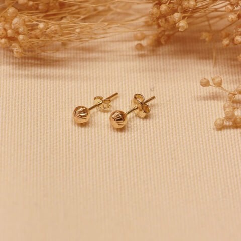 4 Mm Desenli Top Vidalı Küpe